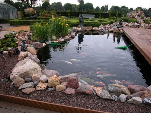 Wasserfälle und Seen schaffen